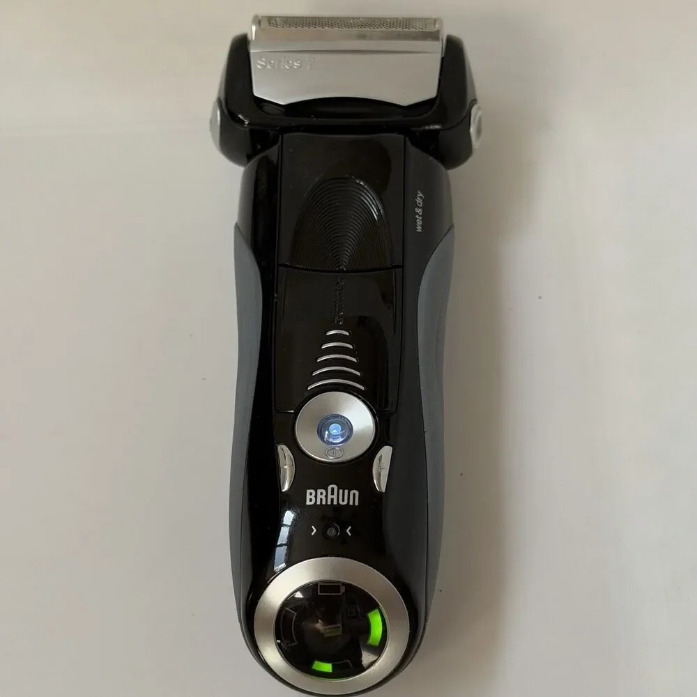 Braun Series 7 740s-6 Wet & Dry Electric Shaver w/ Charger & Travel Case Tested